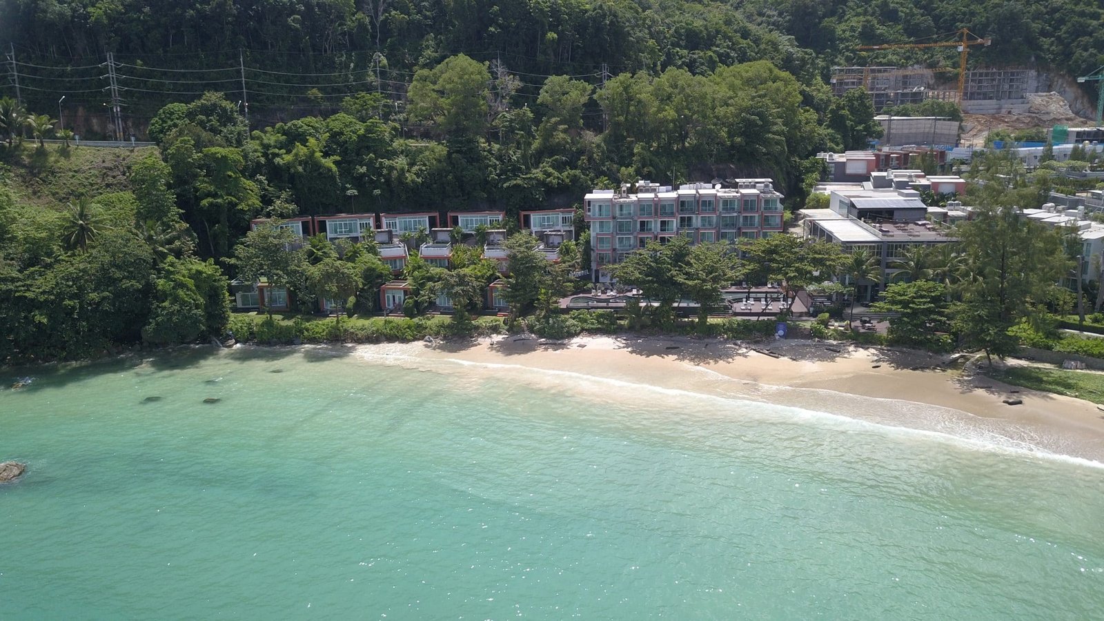 Novotel Beach2 scaled 1