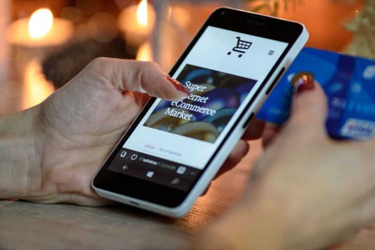 blur connection ecommerce 230544 scaled 1