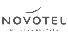 novotel-logo-01.png